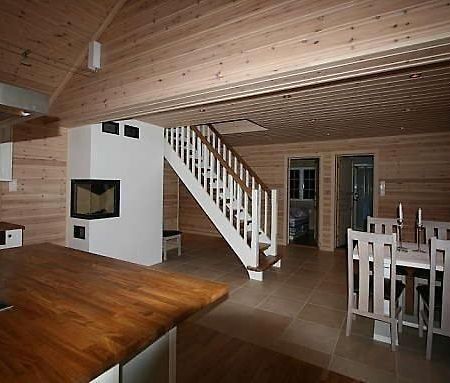 Flott Utleiehytte Pa Gautefall Treungen Buitenkant foto